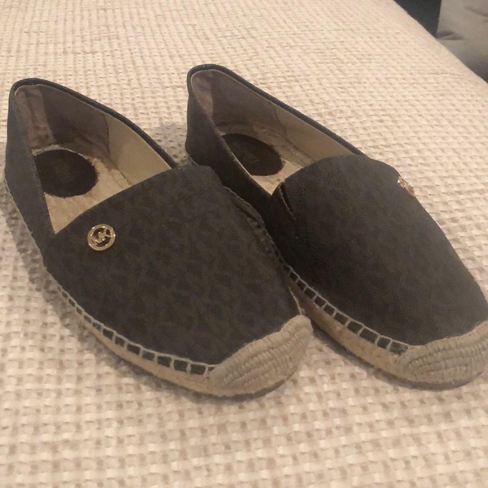 Michael Kors flats